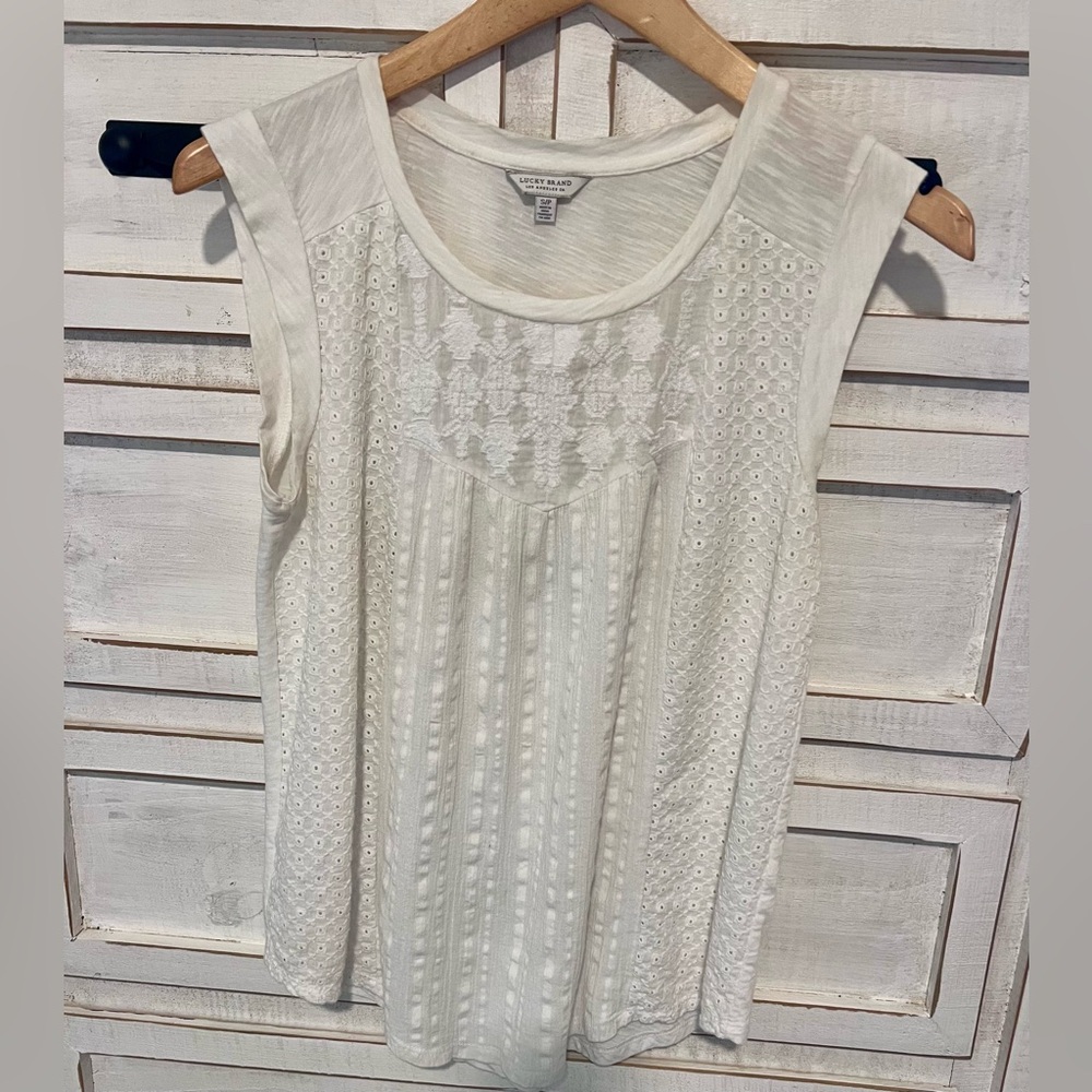 Lucky Brand White Eyelet Pintuck Sleeveless Tank Top - Picture 2 of 4